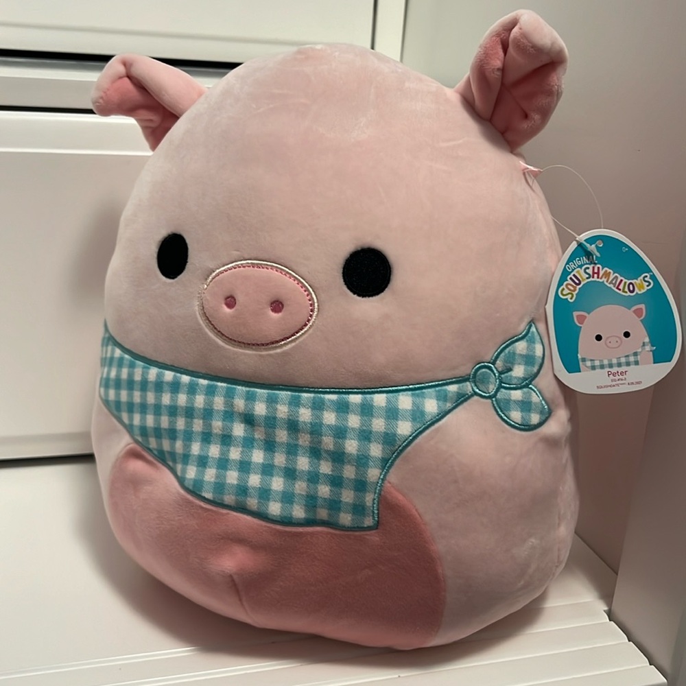 Pig squishmallow
